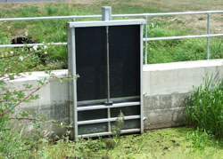 Wall Mounted HDPE/Stainless Steel Penstock